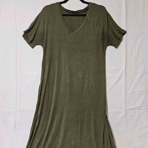 Huskary - Olive Green Short Sleeve Maxi Dress with V-Neck and Pockets - Picture 1 of 4